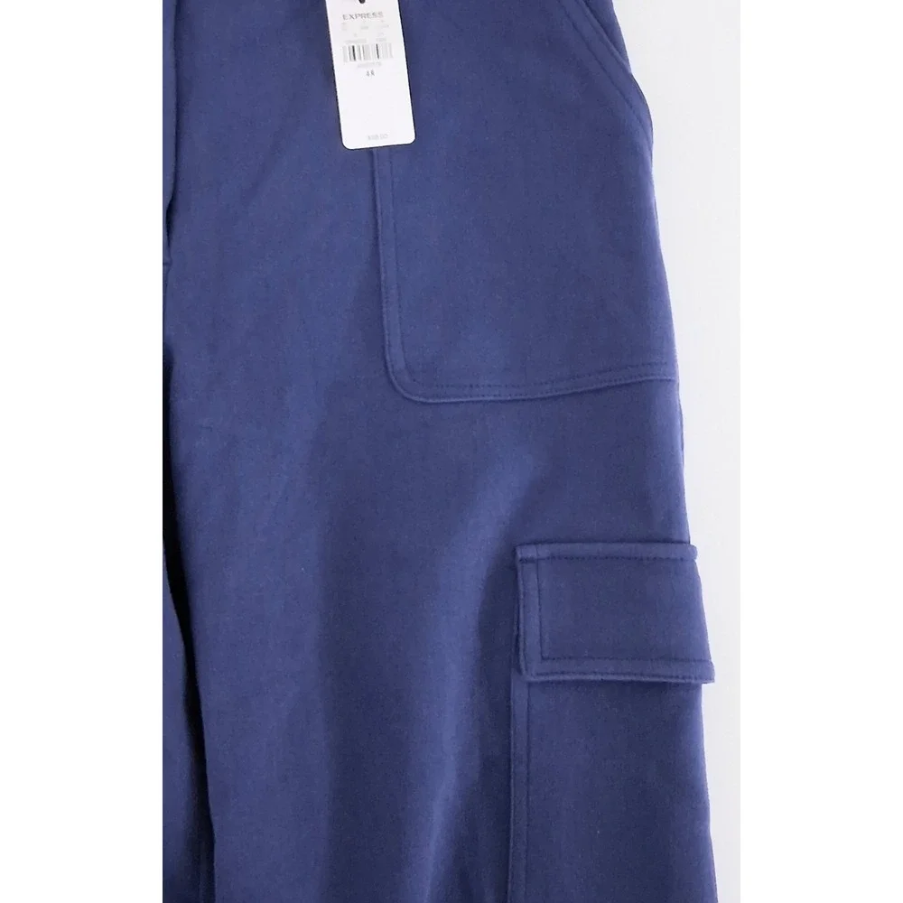 Express Women's Wide Leg Cargo Pants in Navy Blue